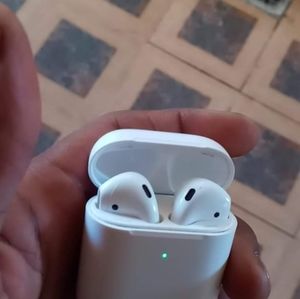 Airpods
